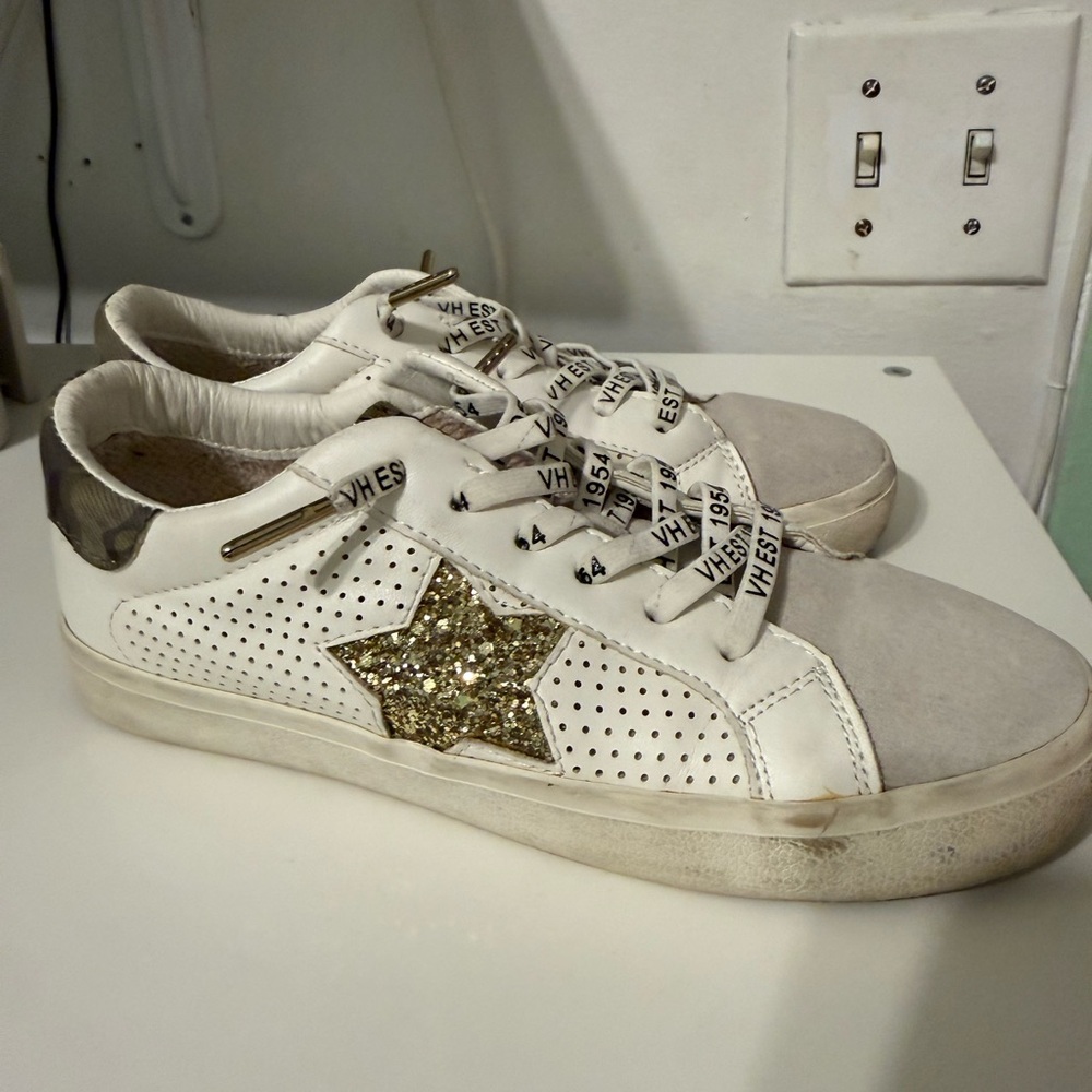 White and Gold Star Women's Sneakers